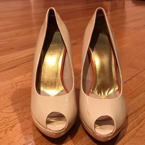 Ted Baker Women’s Svana 5 Peep Toe Platform “Nude”